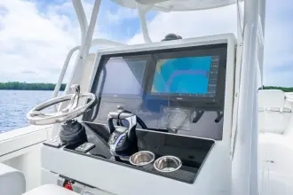 Thumbnail von Yellowfin 36 Offshore