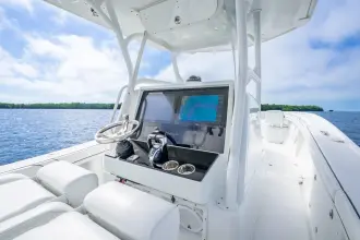 Thumbnail von Yellowfin 36 Offshore