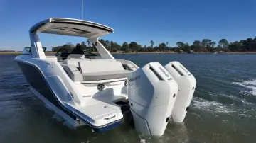 Thumbnail von Sea Ray SLX 310 Outboard