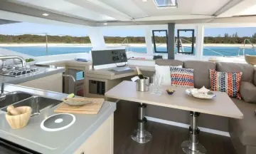 Thumbnail von Fountaine Pajot Lucia 40 VAHEVALA