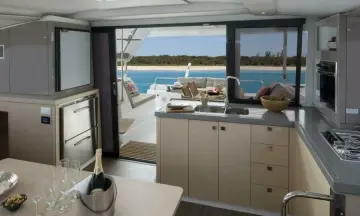 Thumbnail von Fountaine Pajot Lucia 40 VAHEVALA