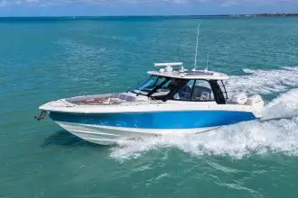 Thumbnail von Boston Whaler 380 Realm