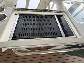 Thumbnail von Boston Whaler 320 Vantage