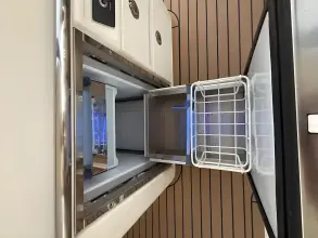 Thumbnail von Boston Whaler 320 Vantage