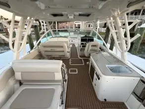 Thumbnail von Boston Whaler 320 Vantage