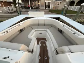Thumbnail von Boston Whaler 320 Vantage
