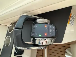 Thumbnail von Boston Whaler 320 Vantage