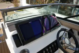 Thumbnail von Sea Ray SLX 310