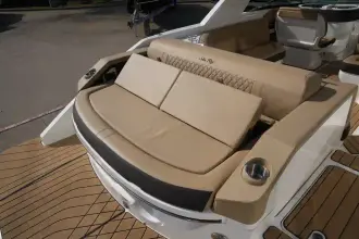 Thumbnail von Sea Ray SLX 310
