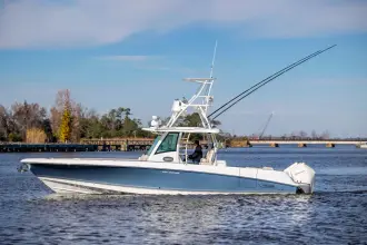 Thumbnail von Boston Whaler 350 Outrage
