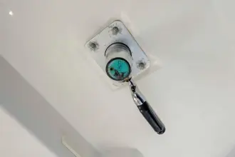 Thumbnail von Boston Whaler 350 Outrage
