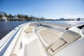 Thumbnail von Boston Whaler 350 Outrage