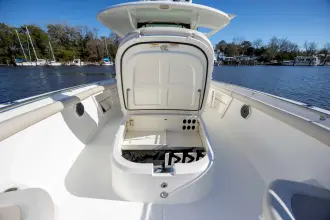 Thumbnail von Boston Whaler 350 Outrage