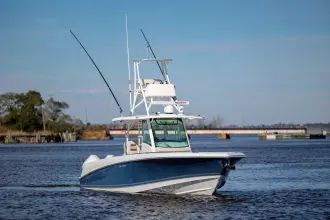 Thumbnail von Boston Whaler 350 Outrage