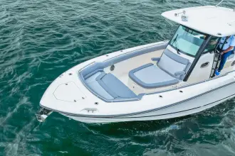 Thumbnail von Boston Whaler 330 Outrage