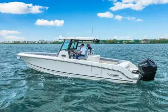 Thumbnail von Boston Whaler 330 Outrage