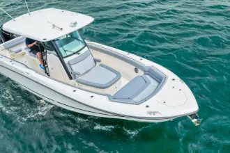 Thumbnail von Boston Whaler 330 Outrage