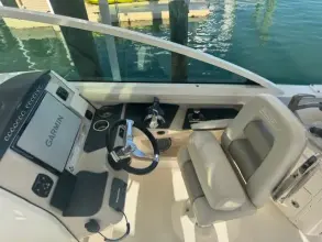 Thumbnail von Boston Whaler 320 Vantage