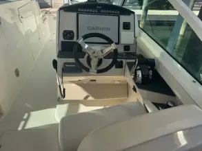 Thumbnail von Boston Whaler 320 Vantage