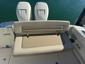Thumbnail von Boston Whaler 320 Vantage