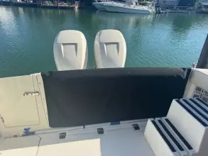 Thumbnail von Boston Whaler 320 Vantage