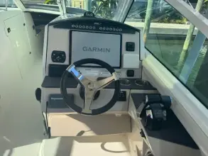 Thumbnail von Boston Whaler 320 Vantage