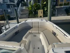 Thumbnail von Boston Whaler 320 Vantage