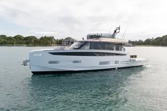 Thumbnail von Azimut Seadeck 6