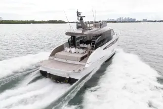 Thumbnail von Azimut Seadeck 6