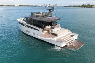 Thumbnail von Azimut Seadeck 6