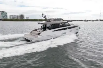 Thumbnail von Azimut Seadeck 6