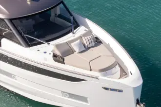 Thumbnail von Azimut Seadeck 6