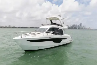 Thumbnail von Galeon 500 FLY