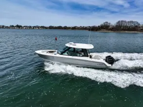 Thumbnail von Boston Whaler 330 Vantage