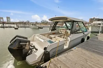 Thumbnail von Boston Whaler 330 Vantage