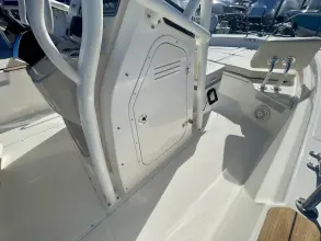 Thumbnail von Boston Whaler 210 Montauk
