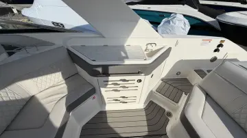 Thumbnail von Sea Ray SLX 310 Outboard