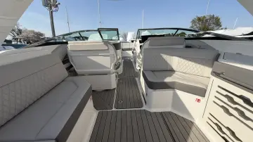 Thumbnail von Sea Ray SLX 310 Outboard