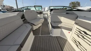 Thumbnail von Sea Ray SLX 310 Outboard