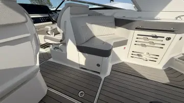 Thumbnail von Sea Ray SLX 310 Outboard