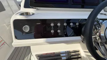 Thumbnail von Sea Ray SLX 310 Outboard