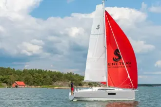 Thumbnail von Beneteau Oceanis 30.1 Swing Keel
