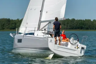 Thumbnail von Beneteau Oceanis 30.1 Swing Keel