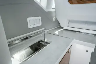 Thumbnail von Tiara Yachts 43LE
