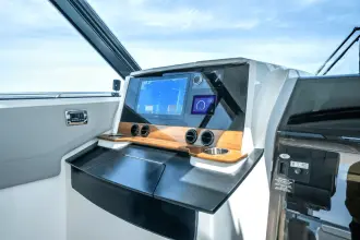 Thumbnail von Tiara Yachts 43LE