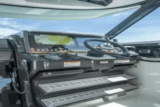 Thumbnail von Tiara Yachts 43LE
