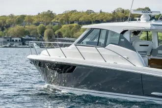 Thumbnail von Tiara Yachts 43LE