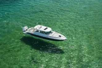 Thumbnail von Tiara Yachts 43LE