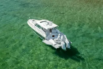 Thumbnail von Tiara Yachts 43LE