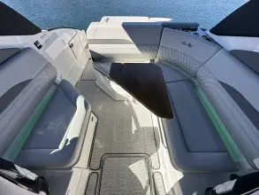 Thumbnail von Sea Ray SLX 260